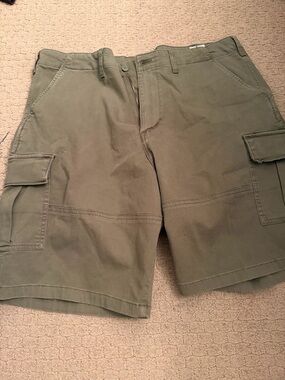 Silver Jeans Olive Green Cargo Shorts